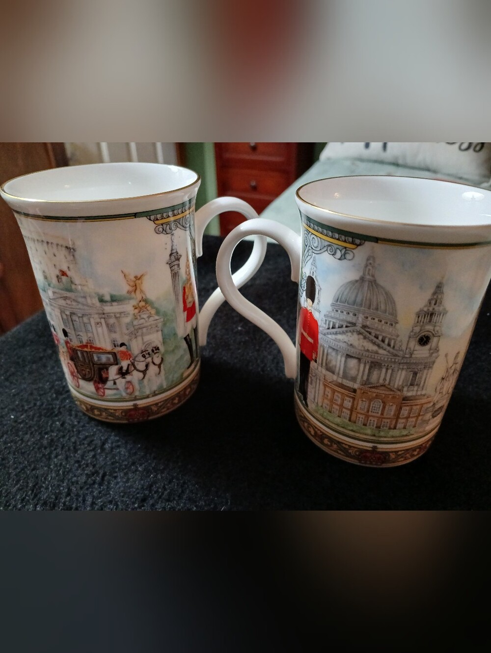 Set of Two Sadler of England Coffee Tea Mugs London